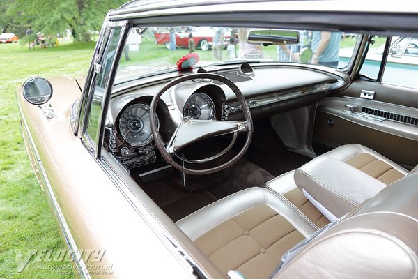 1960 Imperial LeBaron 4d hardtop Interior