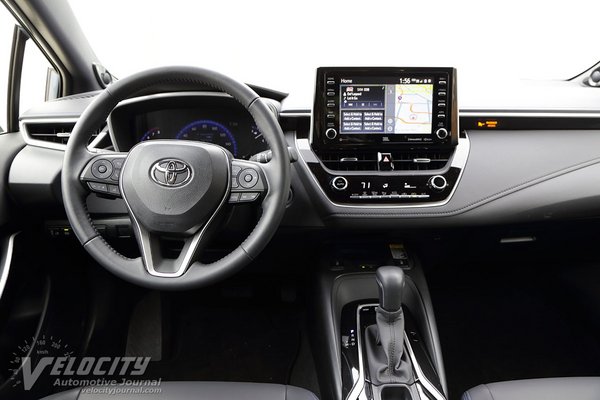 2020 Toyota Corolla XSE sedan Instrumentation