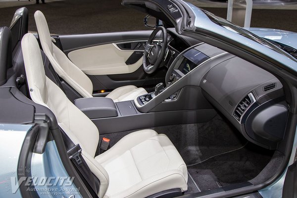 2022 Jaguar F-Type Convertible Interior