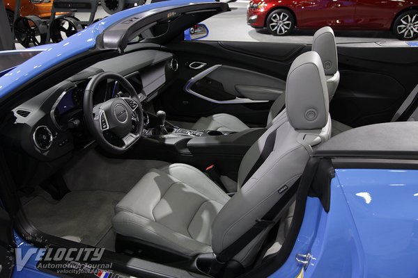 2022 Chevrolet Camaro SS Convertible Interior