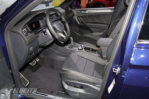 2023 Volkswagen Tiguan Interior