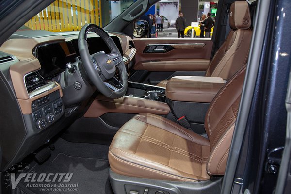 2025 Chevrolet Suburban Interior