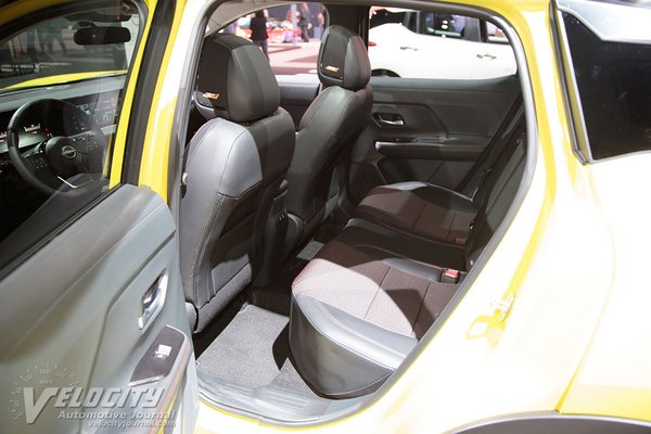 2025 Nissan Kicks Interior