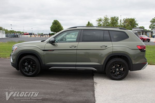 2024 Volkswagen Atlas Peak edition