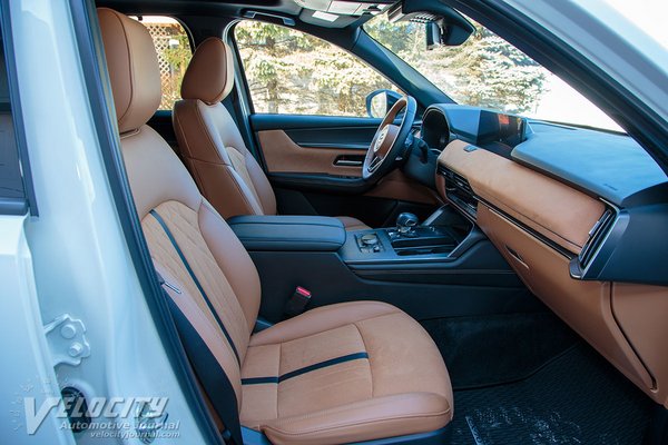 2025 Mazda CX-70 Interior