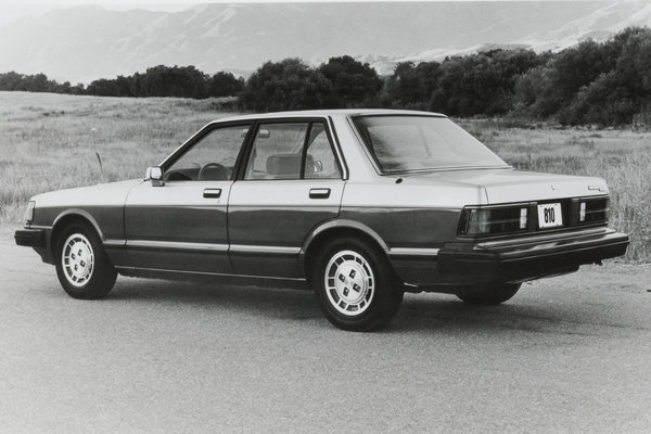 1981 Datsun 810 Maxima sedan