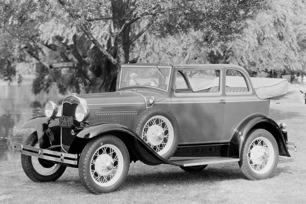 1931 Ford Model A convertible sedan