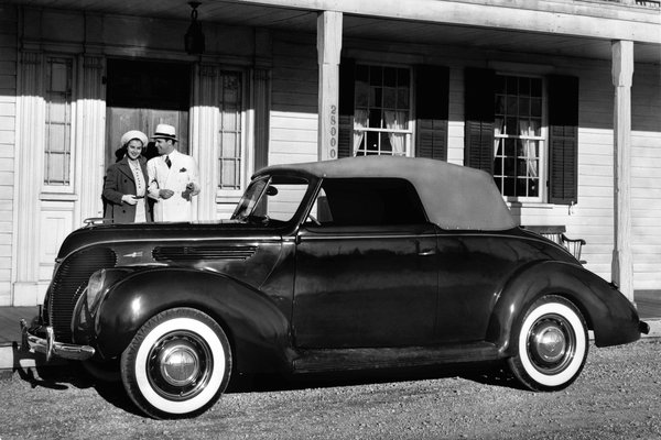 1938 Ford Model 81A convertible club coupe