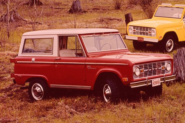 1969 Ford Bronco Wagon