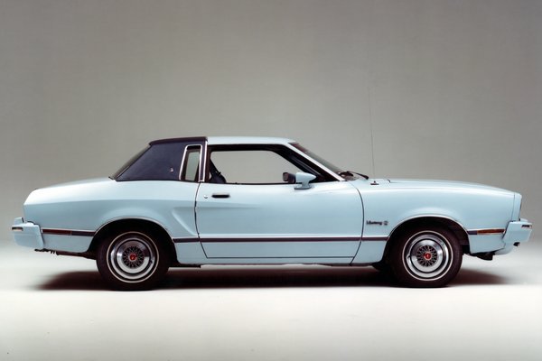 1975 Ford Mustang II Ghia