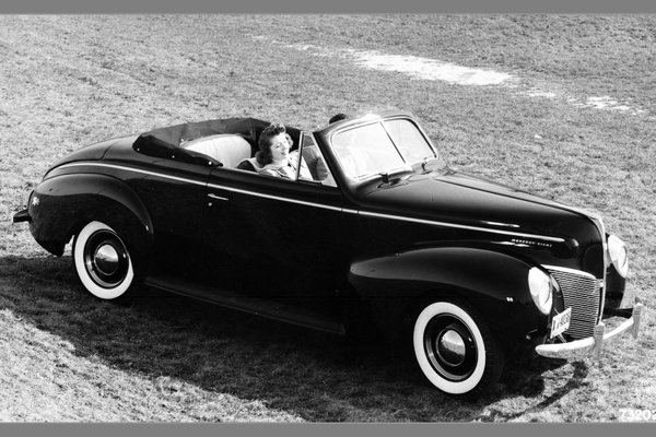 1940 Mercury 09A Convertible Coupe