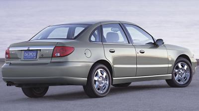 2004 Saturn L sedan