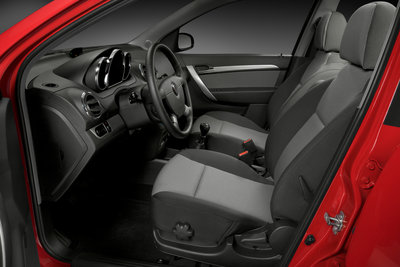 2009 Pontiac G3 5d Interior