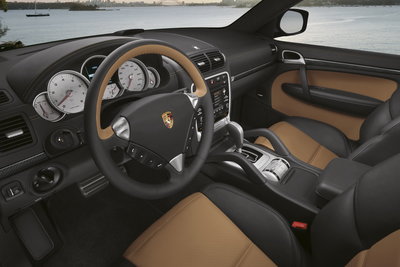 2009 Porsche Cayenne Turbo S Interior