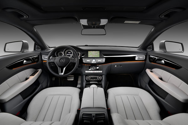 2013 Mercedes-Benz CLS-Class Shooting Brake Interior