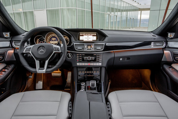 2014 Mercedes-Benz E-Class Sedan Interior E63 AMG