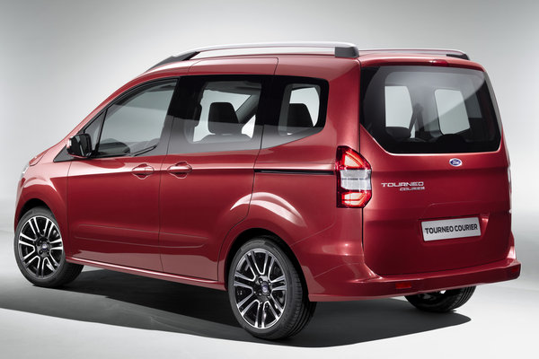 2014 Ford Tourneo Courier