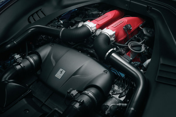 2015 Ferrari California T Engine
