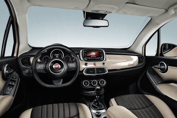 2016 Fiat 500 X Interior
