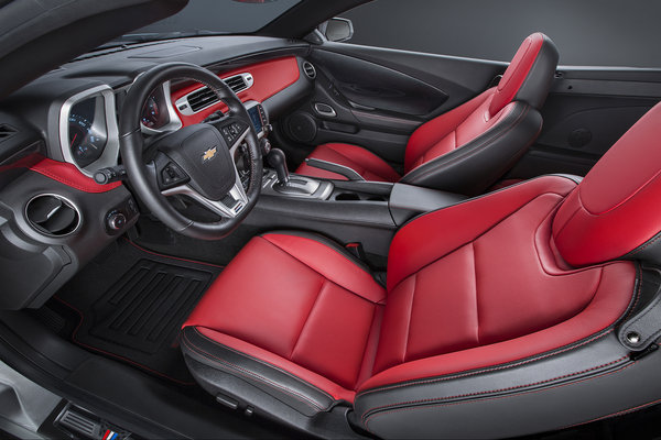 2015 Chevrolet Camaro Convertible Interior