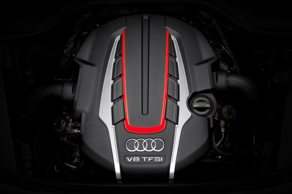 2015 Audi S8 Engine