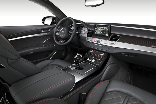 2016 Audi S8 Interior