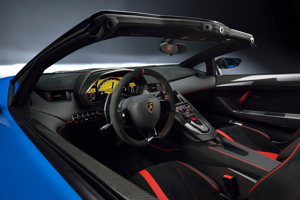 2016 Lamborghini Aventador LP 750-4 Superveloce Roadster Interior