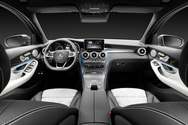 2016 Mercedes-Benz GLC-Class Interior