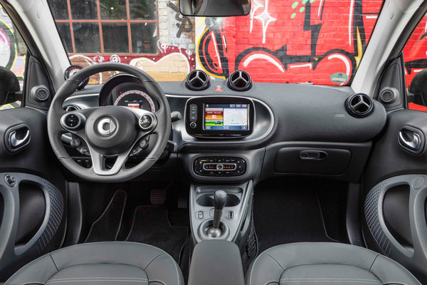 2017 Smart electric drive coupe Interior