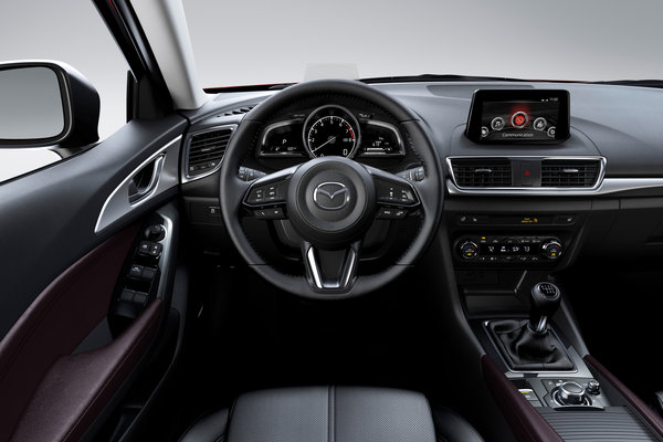 2017 Mazda Mazda3 5d Instrumentation