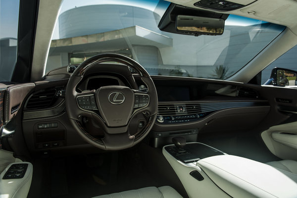 2018 Lexus LS Interior