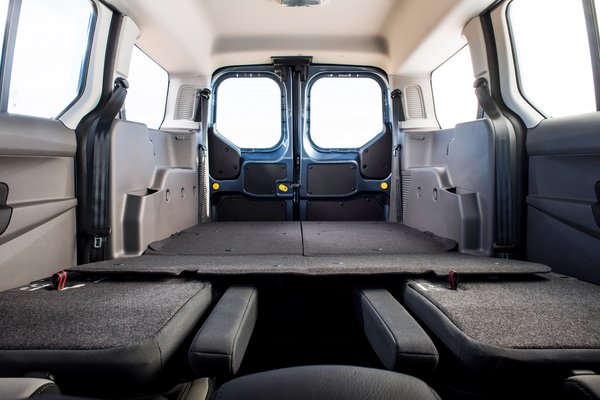 2019 Ford Transit Connect Wagon Interior