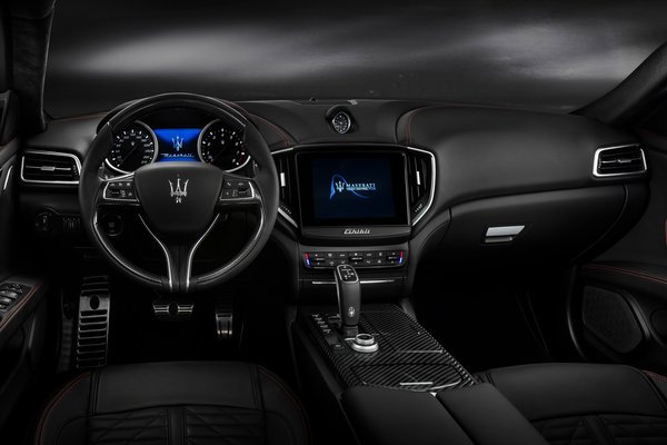2019 Maserati Ghibli S Q4 Interior