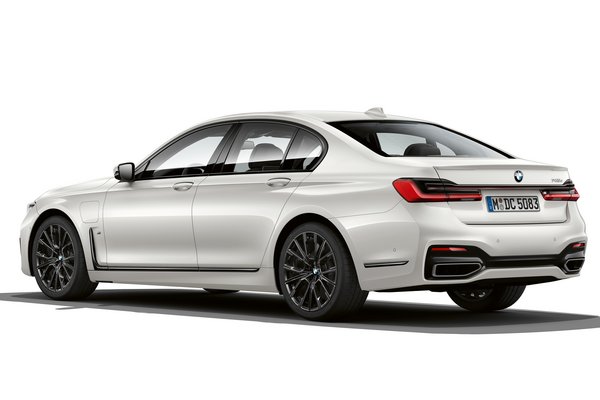 2020 BMW 7-Series 745e