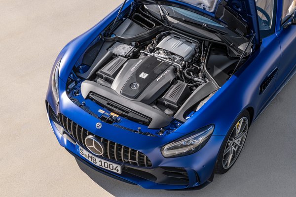 2020 Mercedes-Benz AMG GT R Roadster Engine