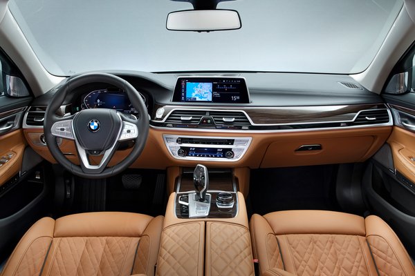 2020 BMW 7-Series 750Li Interior