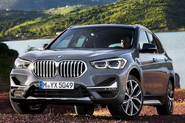 2021 BMW X1 pictures