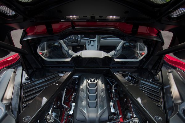 2020 Chevrolet Corvette Stingray Coupe Engine