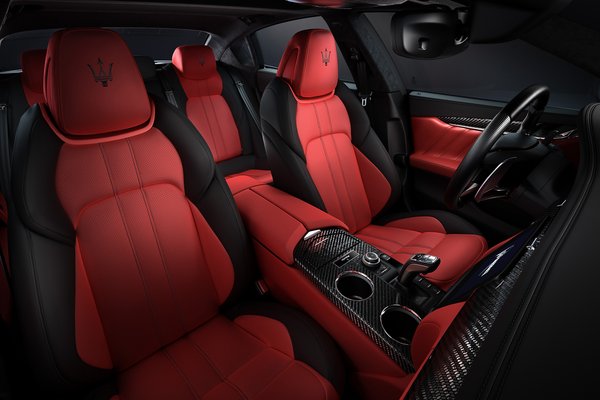 2020 Maserati Quattroporte Edizione Ribelle Interior