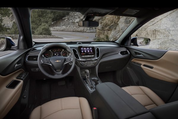 2022 Chevrolet Equinox Premier Interior