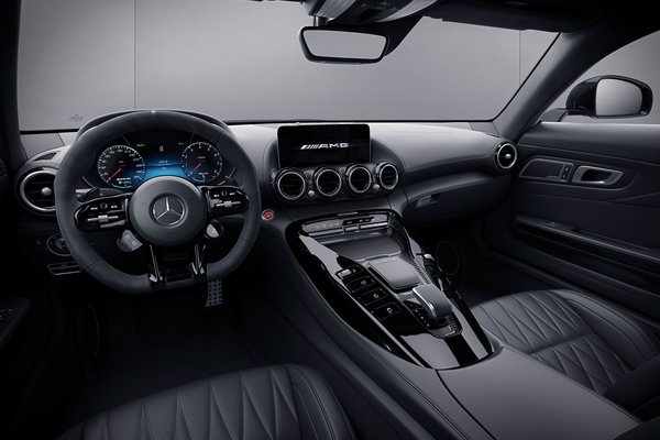 2021 Mercedes-Benz AMG GT coupe Stealth Edition Interior