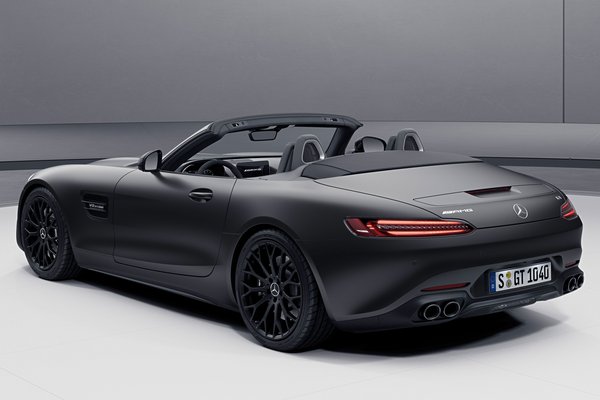 2021 Mercedes-Benz AMG GT Roadster Stealth Edition