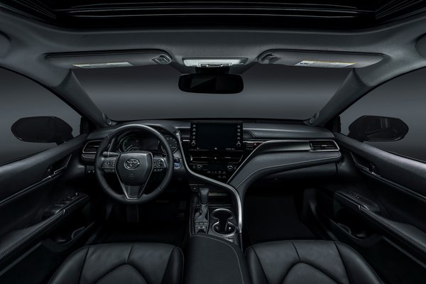 2021 Toyota Camry XSE Hybrid Interior