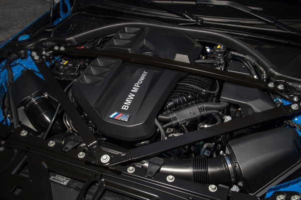 2022 BMW M4 Competition xDrive Coupe Engine