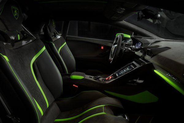 2022 Lamborghini Huracan Tecnica Interior