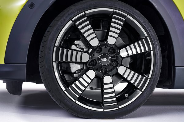 2022 Mini Cooper S Convertible Wheel