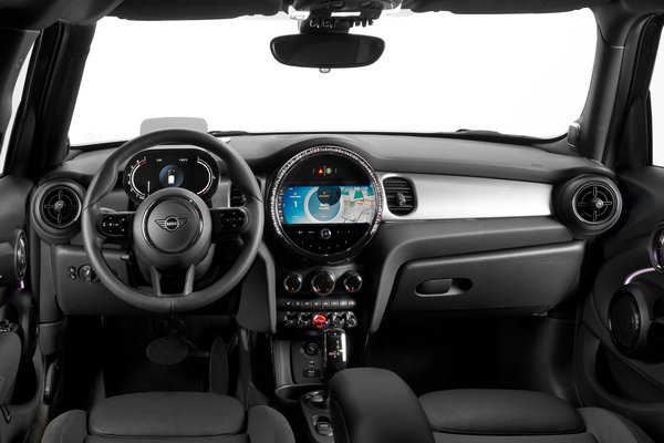 2022 Mini Cooper S Hardtop 4-door Interior