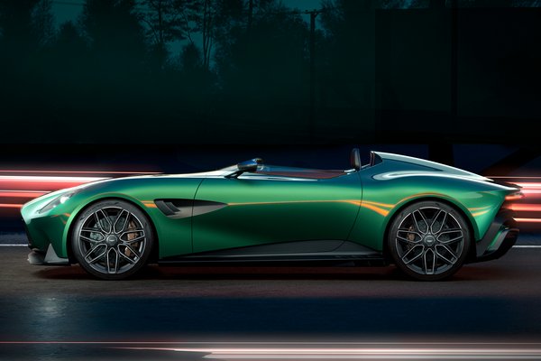 2022 Aston Martin DBR22