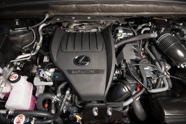 2023 Lexus RX 500h FSport Engine