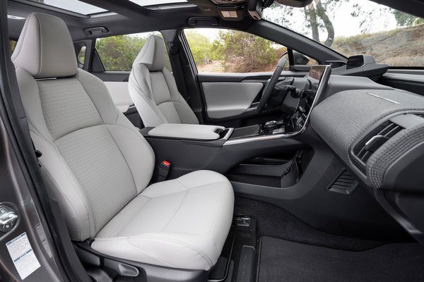 2023 Toyota bZ4X Limited AWD Interior